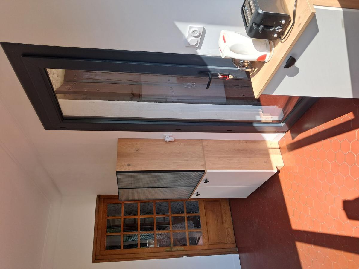 Avis 1