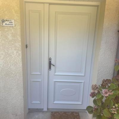Cache-moineaux , porte de garage et porte d’entrée extérieur 2