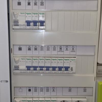 Dernière réalisation Résolu électricité