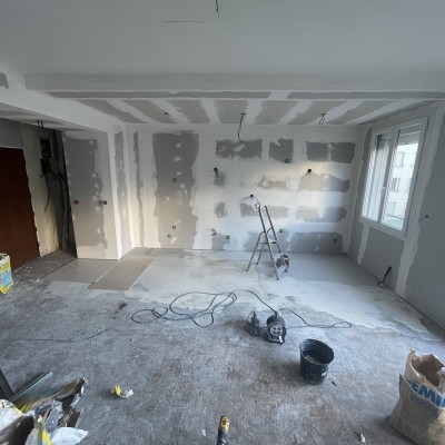 Pose carrelage 90x90cm et cuisine 1