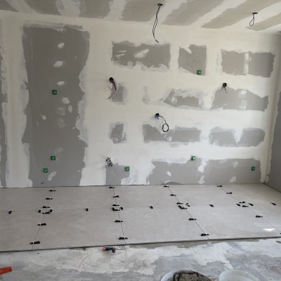 Pose carrelage 90x90cm et cuisine 2