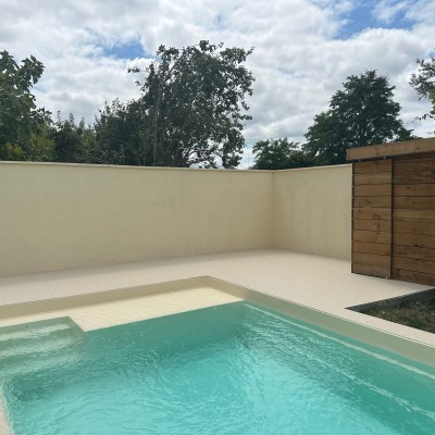 Sols extérieurs d'une propriété 1