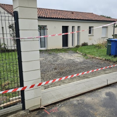 Travaux de maçonnerie seuil pose piliers et clôture 5