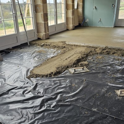 Chape traditionnelle et pose carrelage 1