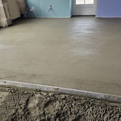 Chape traditionnelle et pose carrelage 2