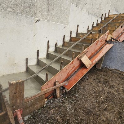 Création des murs porteurs avec escaliers 3