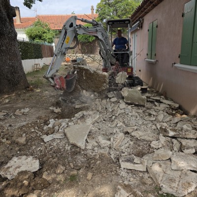 Aménagement extérieur et préparation pour la futur terrasse 2