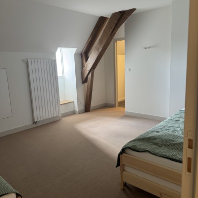 Peinture, toile de verre et tapisserie 3