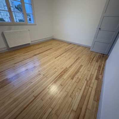 Peinture, toile de verre et tapisserie 1