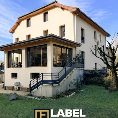 Rénovation de façade à la chaux finition talocher 1