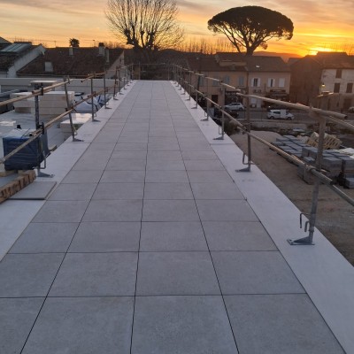 Pose de dalles sur plots 1