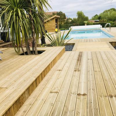 Pose de terrasse autour d’une piscine existante 3