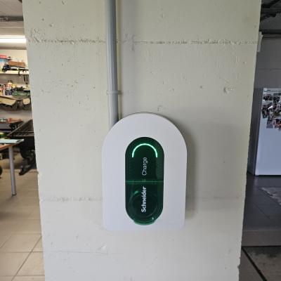 Dernière réalisation Électricité Cerqueira Design Industriel