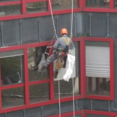 Travaux d'accès difficile 1
