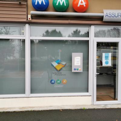 Installations de stores pour structures professionnels 1