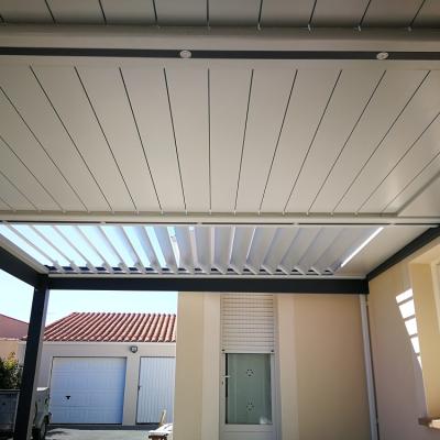 Pergolas et stores pour espaces extérieurs 3