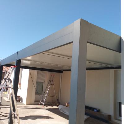 Pergolas et stores pour espaces extérieurs 1