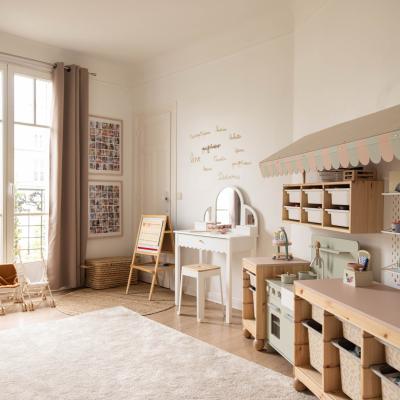 Chambre d'enfants avec meubles sur mesure 2