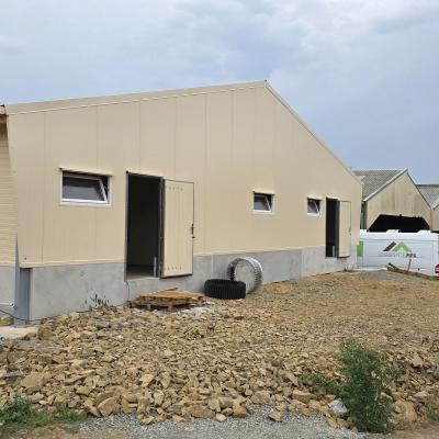 Pondeuse 1300 m2 2